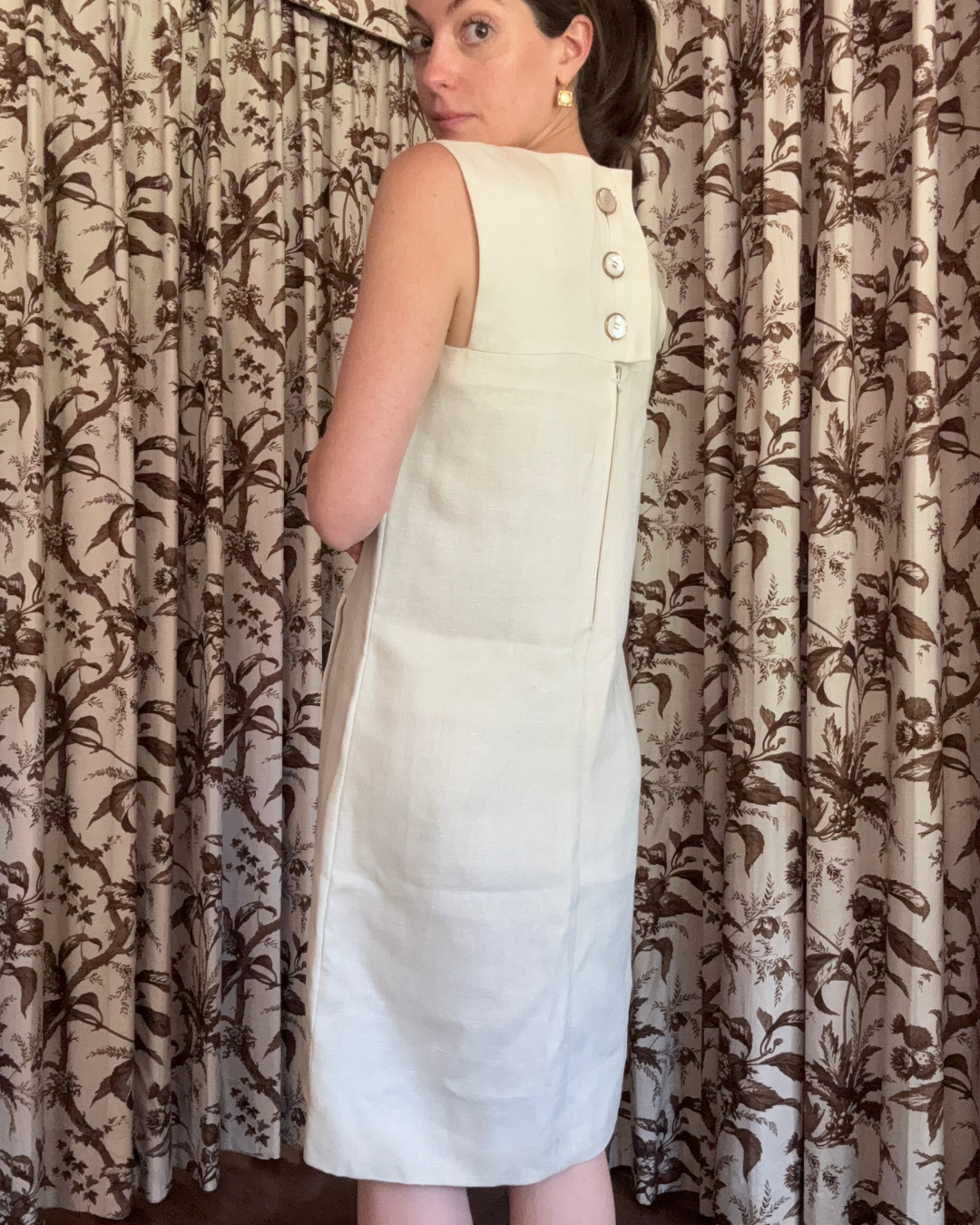 1960s Bergdorf Goodman Whiten Linen Dress and Jacket Set