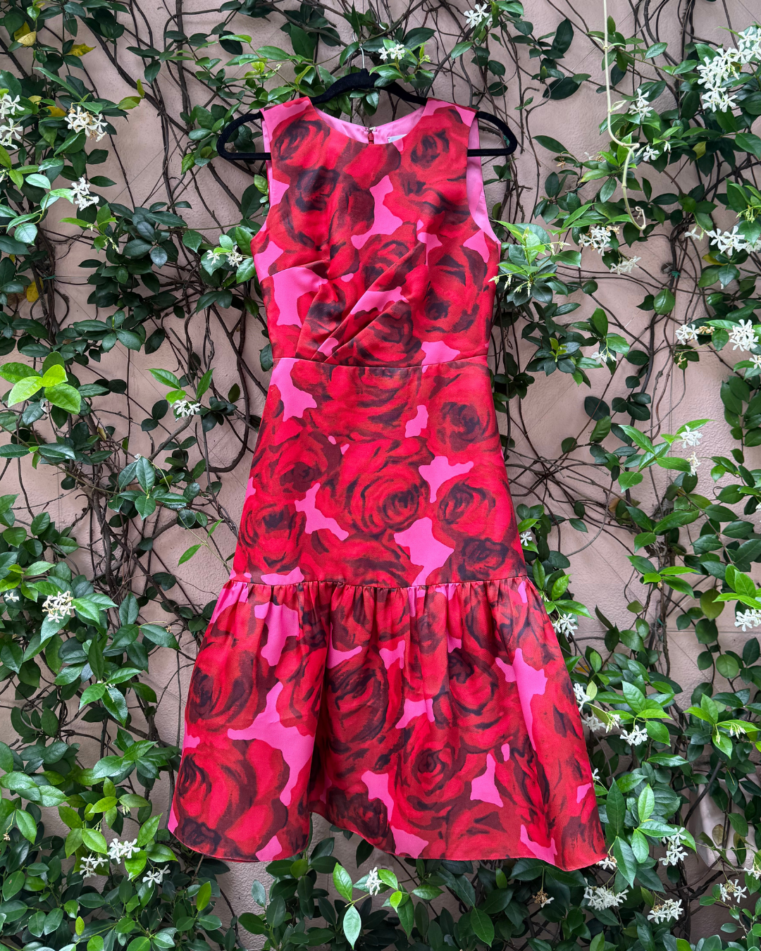 2023 Carolina Herrera Pink and Red Rose Patterned Midi Dress